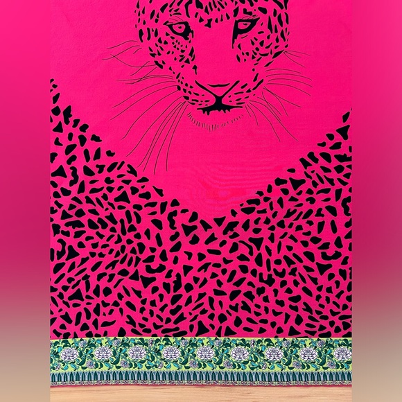 🐆🖤Vintage Silk Snow Leopard in Heart Scarf by Charlotte Sparre | 34” Square - Picture 13 of 17